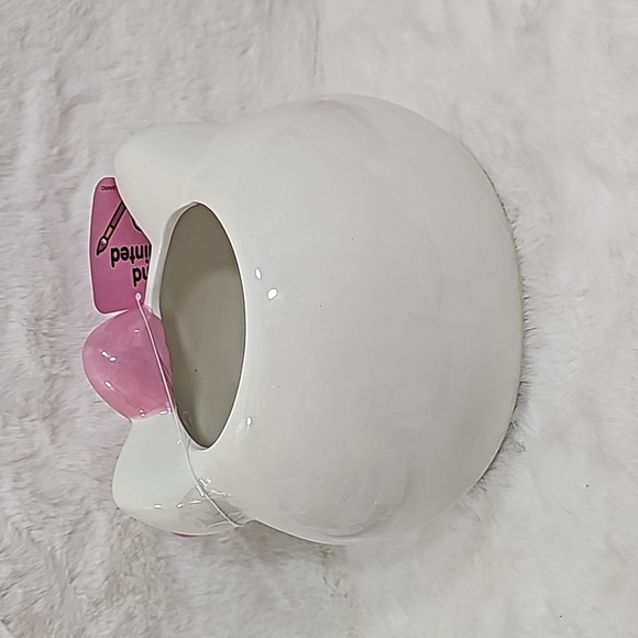 Hello Kitty Ceramic Planter 7½" x 9½" - Picture 4 of 6
